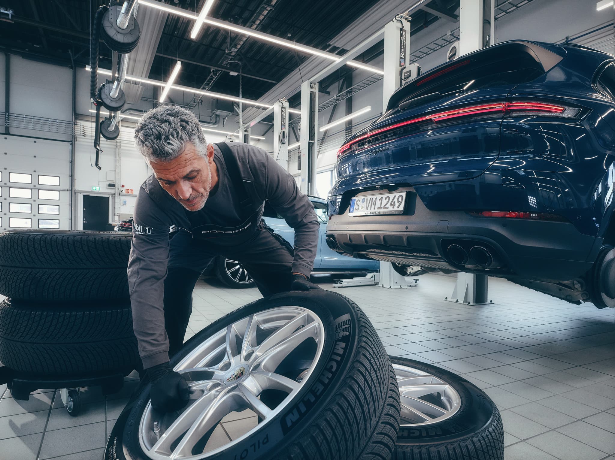 Porsche Tires Hawthorne, CA